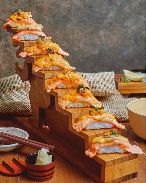 Thumbnail of p-bpjiyflhcme-e815624f97de44e4 0