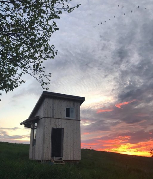 Thumbnail of p-cnvdg98tpqn-e838fbedc0b74da5 8