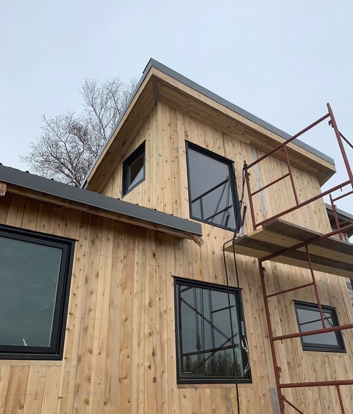 Thumbnail of p-cnvdg98tpqn-e838fbedc0b74da5 9