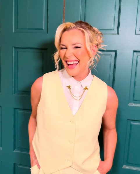 Thumbnail of p-dg1rxgxstxw-e8a4856843e44992 2