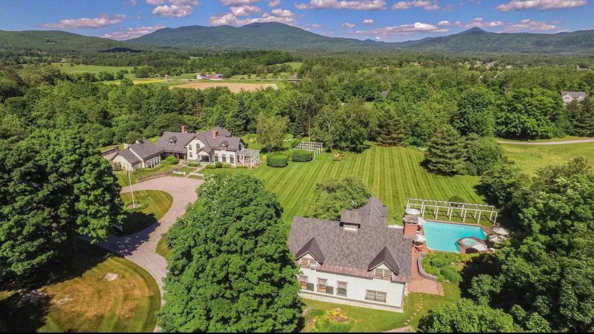 Thumbnail of www-x-com-markjenney-status-1589307004191133697-e980a481f1804446