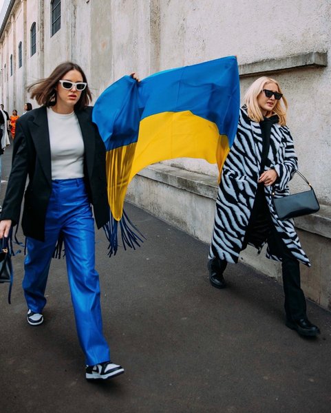 Thumbnail of p-cakmh0vhib-ec6c8ce9895c408d 0