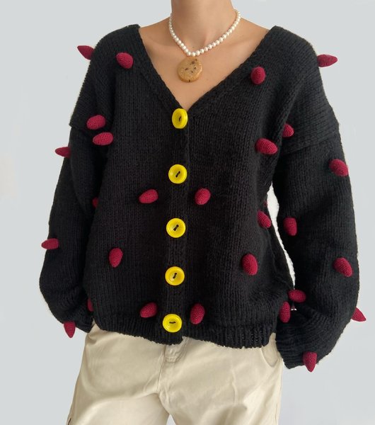 Thumbnail of p-c3gkfqgrlga-ed4e5bf401544822 2