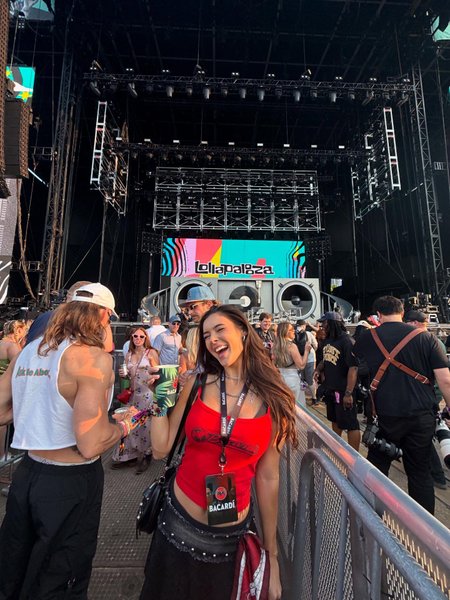 Thumbnail of dm-k8lhbwrt-ed76d25afb4341b5 5