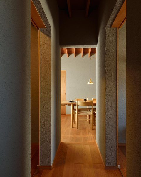 Thumbnail of p-cuhuv0ajfgx-ed9d59a1018543e5 1