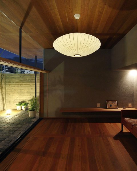 Thumbnail of p-cuhuv0ajfgx-ed9d59a1018543e5 3