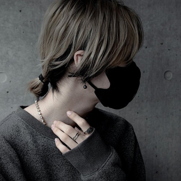 Thumbnail of dnh-ffmvzvi-edc3bbbbf7b94bf4 3