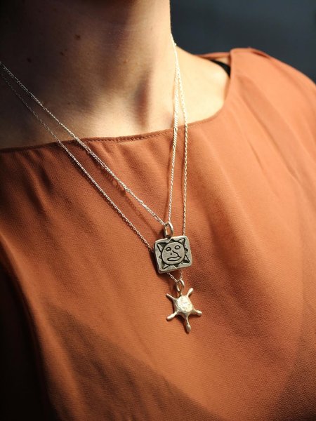 Thumbnail of instagram-edeb9e2f5ee04e48 3