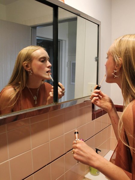 Thumbnail of instagram-edeb9e2f5ee04e48 5