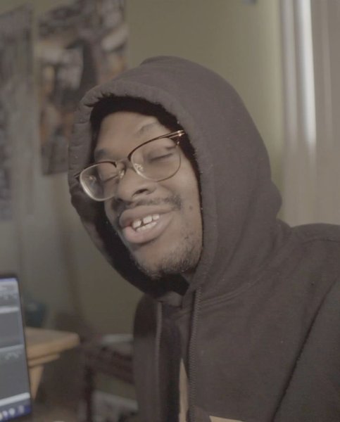 Thumbnail of p-czszmofr95f-ee3c961676a044f8 4