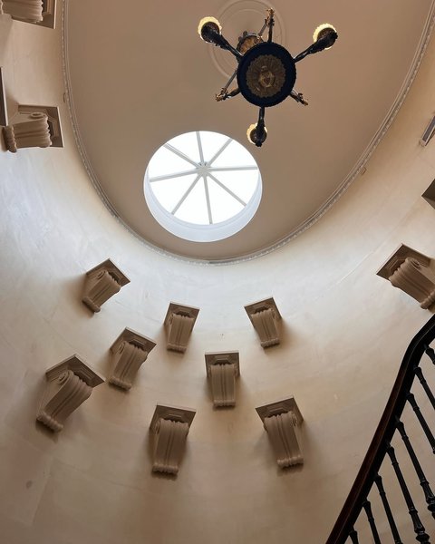 Thumbnail of www-instagram-com-p-dbqtny3ucuf-img-index-1 5