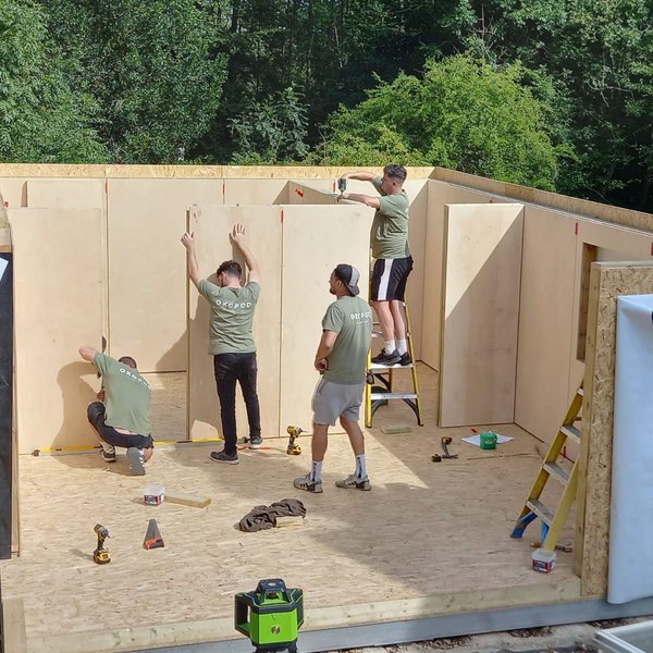 Thumbnail of p-czhgihioxeb-ef3806661aab4e0f 3