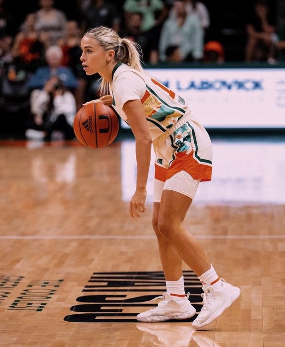 Thumbnail of www-x-com-campus-cuties-status-1821183568602919378-f06e9c9648274e47