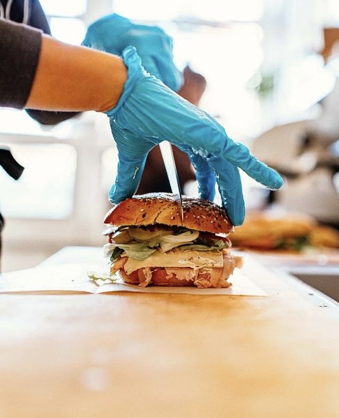 Thumbnail of dpu-w8ykipf-f0a8732e7b264835 1