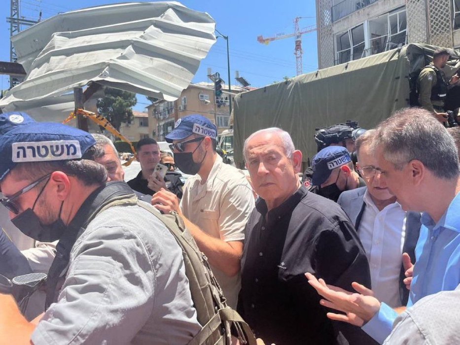 Thumbnail of www-x-com-greeksburg-status-1934301878415987153-f2d5d9b24b254f54