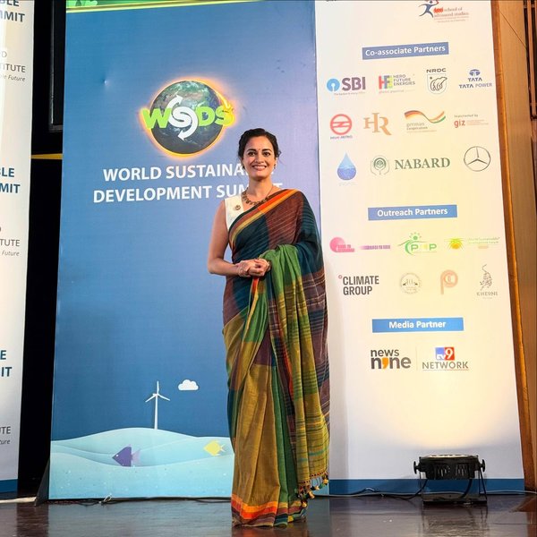 Thumbnail of p-dhwhk64ibre-f3c2b6c4260e48e2 0