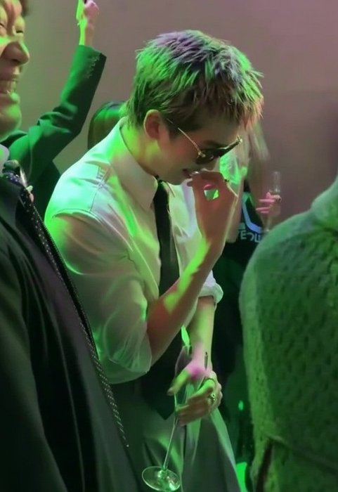 Thumbnail of www-x-com-joon-lovebot-status-1978604998406910228-f435de70b770431e