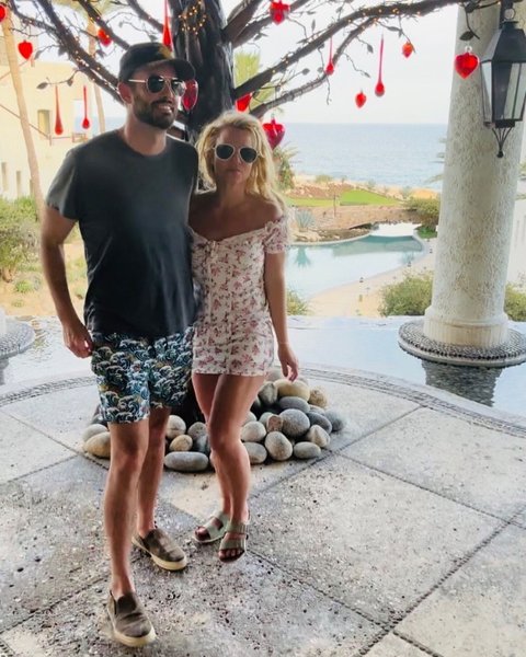 Thumbnail of p-csuqjbap6xk-f47176a6d6be43aa 1