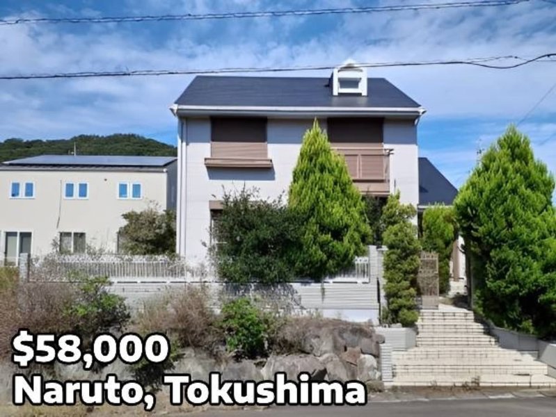 Thumbnail of p-dlpxagqy2og-f6b30d90a86341b2 1