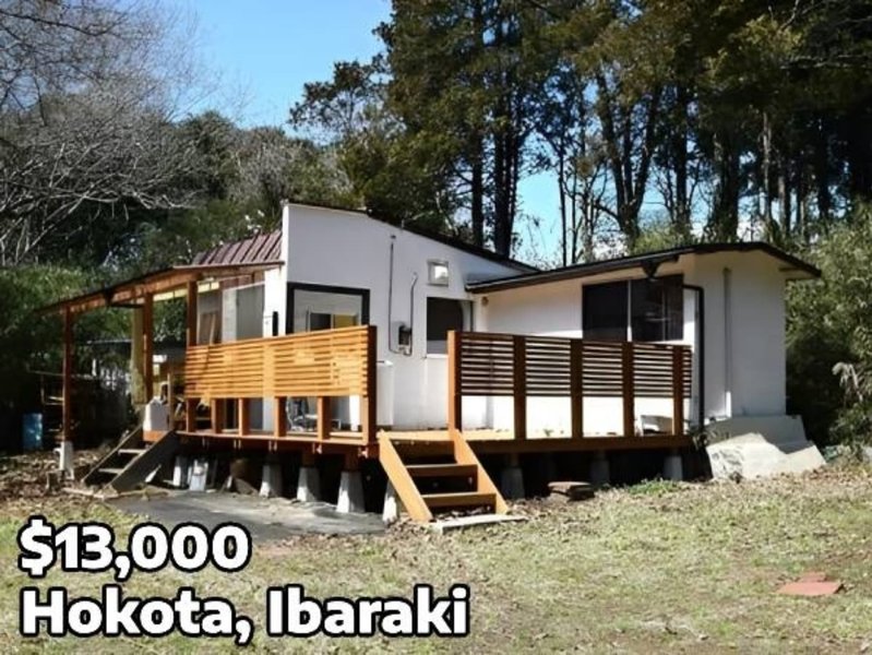 Thumbnail of p-dlpxagqy2og-f6b30d90a86341b2 2