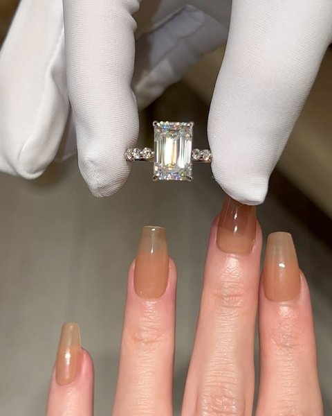 Thumbnail of p-c0kavelvgoo-f6cd8bf800b841f4 1