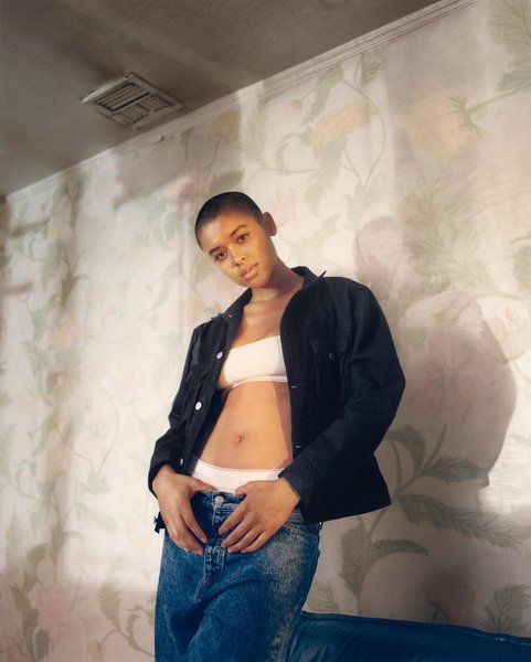 Thumbnail of p-colkq7klw6n-f72e0edf8f5b4722 5