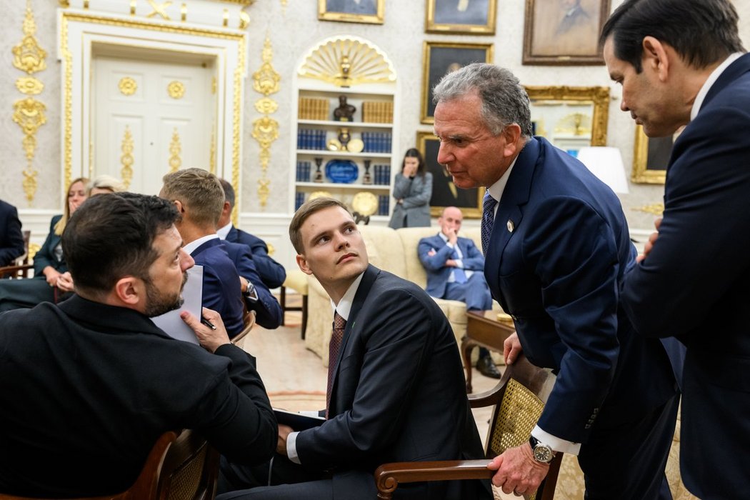 Thumbnail of www-x-com-rapidresponse47-status-1957633630676914241-f7324e3719d74433