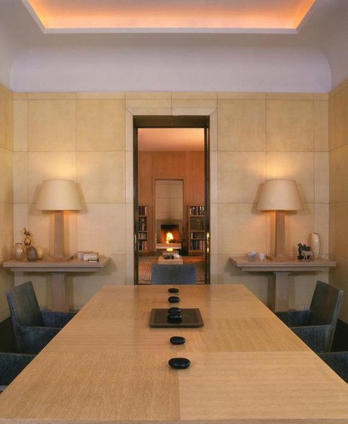 Thumbnail of com3-e2i3nl-f7fd63d6fa494d75 2