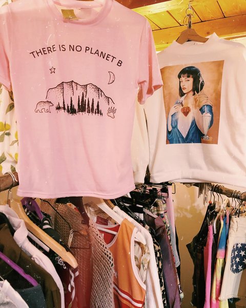 Thumbnail of p-b5fhyl2lrry-f957001cc6b74715 5