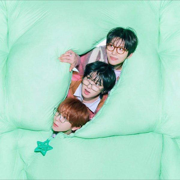 Thumbnail of p-dq12h5eklo1-fabbf6bc047c42ef 2