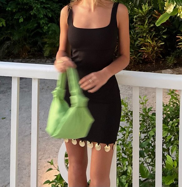 Thumbnail of p-cjgmqrmrb3x-fac144017e0b4151 1