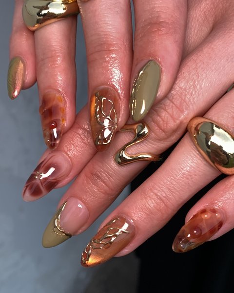 Thumbnail of dae-nu2s9de-fb2ae719b67c4cca 3