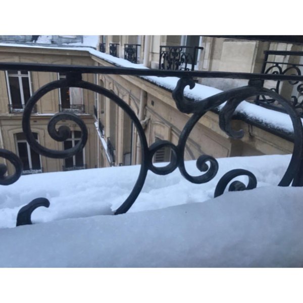 Thumbnail of be6cxtpas-j-fba1b9f7827e4dd4 0