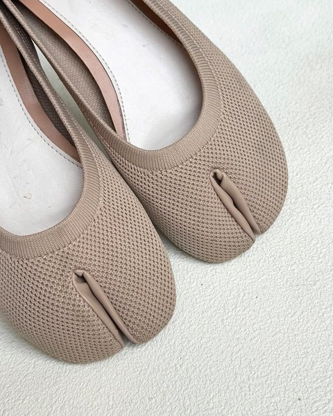 Thumbnail of p-dl4lepht4nn-fc1aa86236d54e0f 3