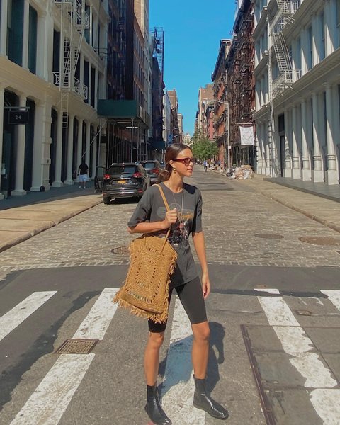 Thumbnail of p-cfwoyedfxai-fc5aebfb63134843 0