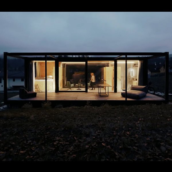 Thumbnail of p-clj1gkesh6l-fc8e1d648ff74ba4 0