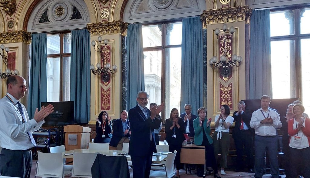 Thumbnail of www-x-com-moazzamtmalik-status-1534185033124270080-fc938b0d8e464723