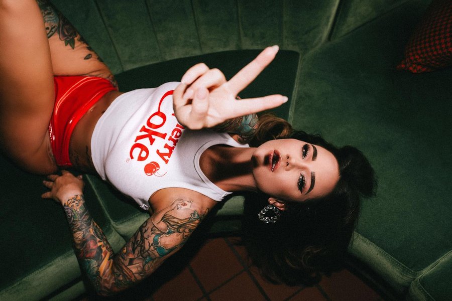 Thumbnail of p-cnvhwd0b1vd-fcee8e9058804184 0