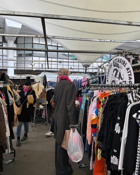 Thumbnail of p-czfqgy3s8uo-fd04ff7f0382489f 0