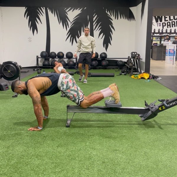 Thumbnail of p-cufyeejpayq-fd08d620a4664345 9