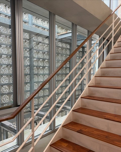 Thumbnail of p-dknbvwipjxs-fd8544103833440a 4