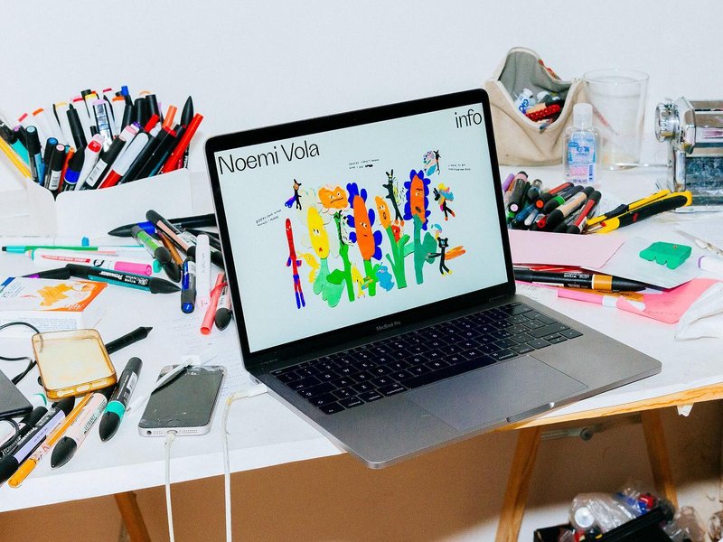 Thumbnail of p-cbwxkklgrta-fdb46b7d42584c99 4