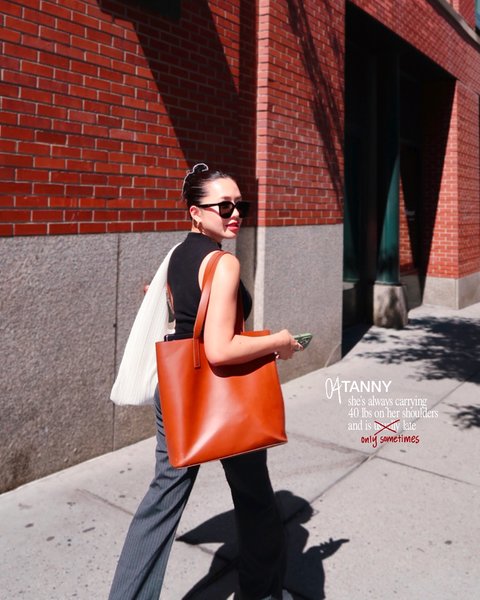 Thumbnail of p-dhcovruvxxi-fdf08c00cf04424e 3