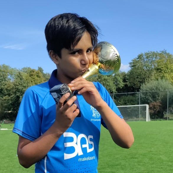 Thumbnail of p-dovi0s8dff0-fe97ddac35eb474d 2