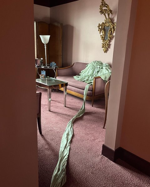 Thumbnail of p-cx8rzirumxs-feabeafe3da84c79 0