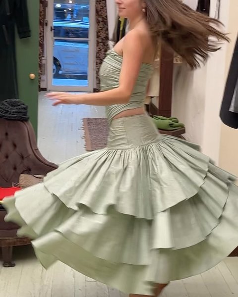 Thumbnail of p-cx8rzirumxs-feabeafe3da84c79 5