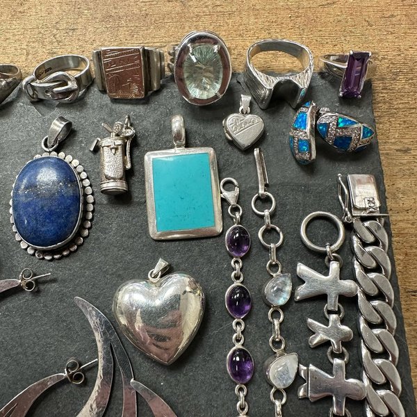 Thumbnail of p-cyogcwgoois-feb350951e1f4dbf 2