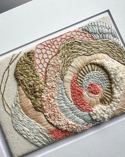 Thumbnail of cz8-afbrqtw-fec516a5f12a47f9 1