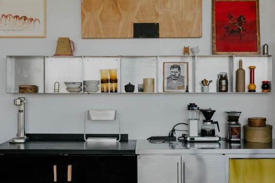 Thumbnail of kayla-roolaart-on-substack 2