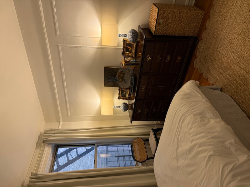 Thumbnail of sarah-wood-gonzalez-sarahwoodgonzalez 3